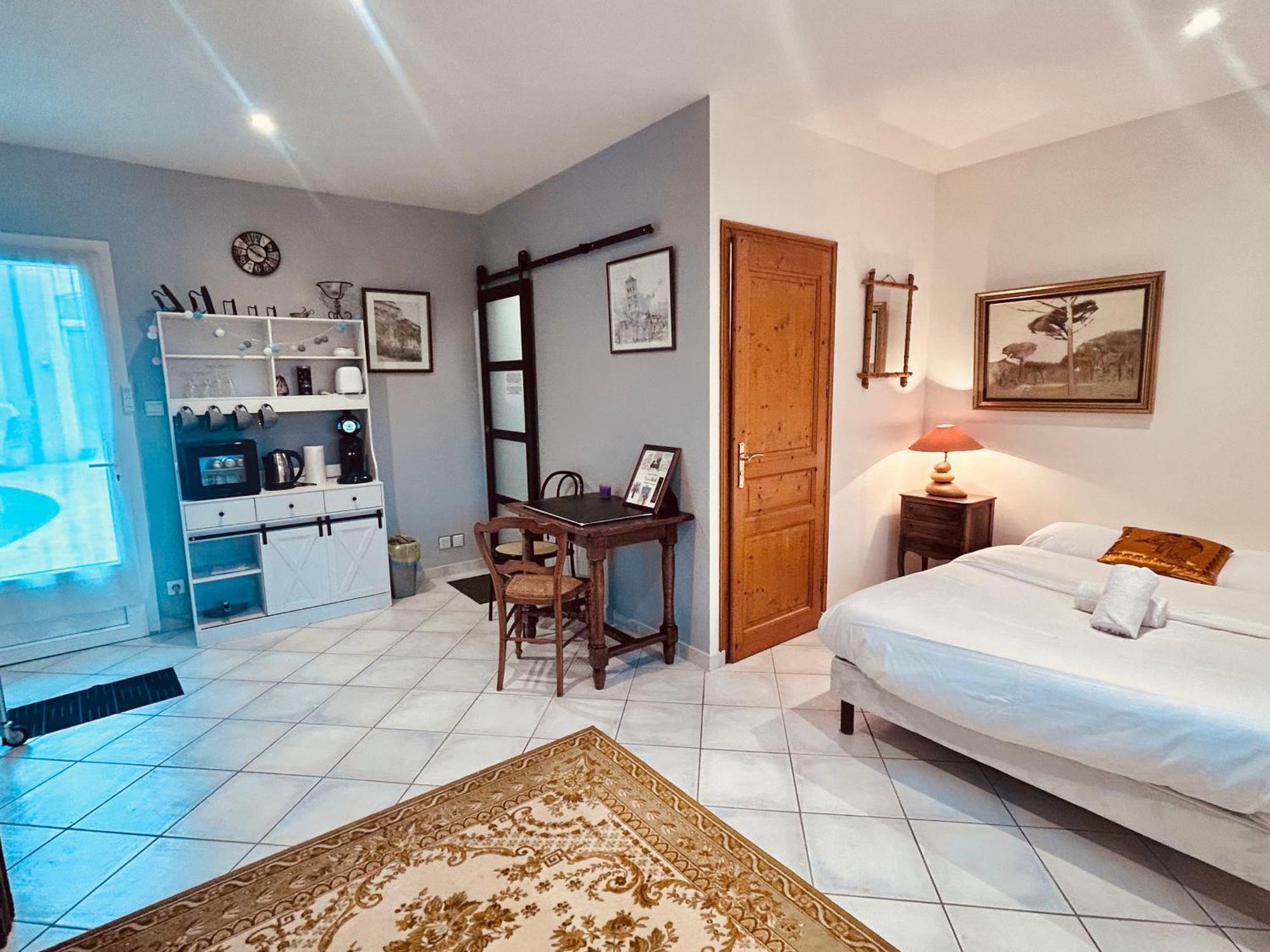 Le Clos De Tanvol - Parking Prive Gratuit- Terrasse Privee - Climatisation Вириа Экстерьер фото